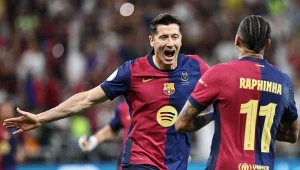 Robert Lewandowski i Raphinha (FC Barcelona)