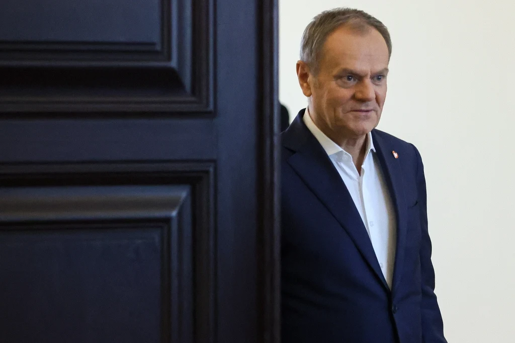 Premier Donald Tusk podkreślił w serwisie X, że wzrost PKB Polski w IV kw. 2024 r. przekroczył 3 proc. "Łyso wam?" - zwrócił się do "maruderów"