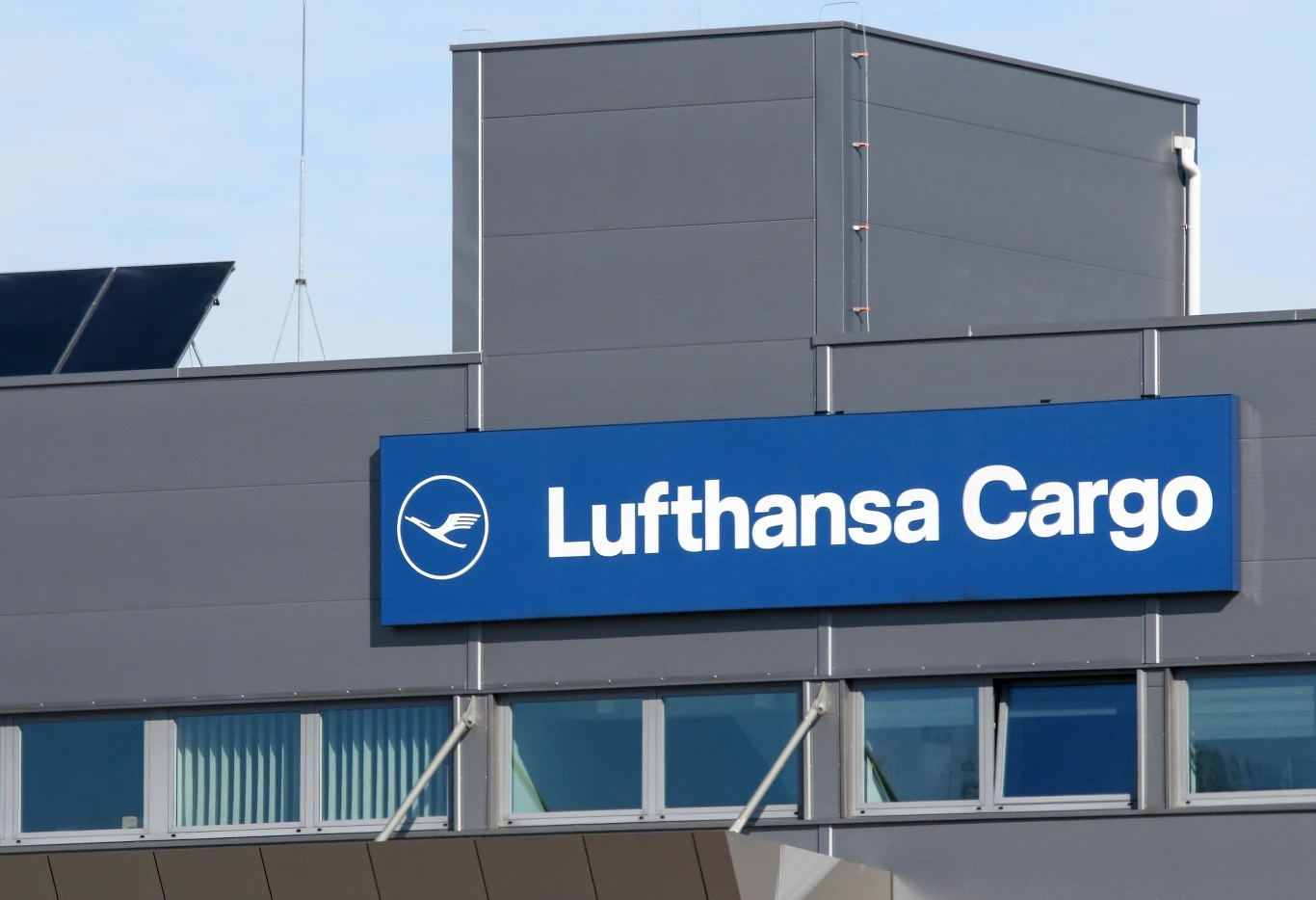 Baza cargo linii Lufthansa na Lotnisku Katowice-Pyrzowice Baza cargo linii Lufthansa na Lotnisku Katowice-Pyrzowice