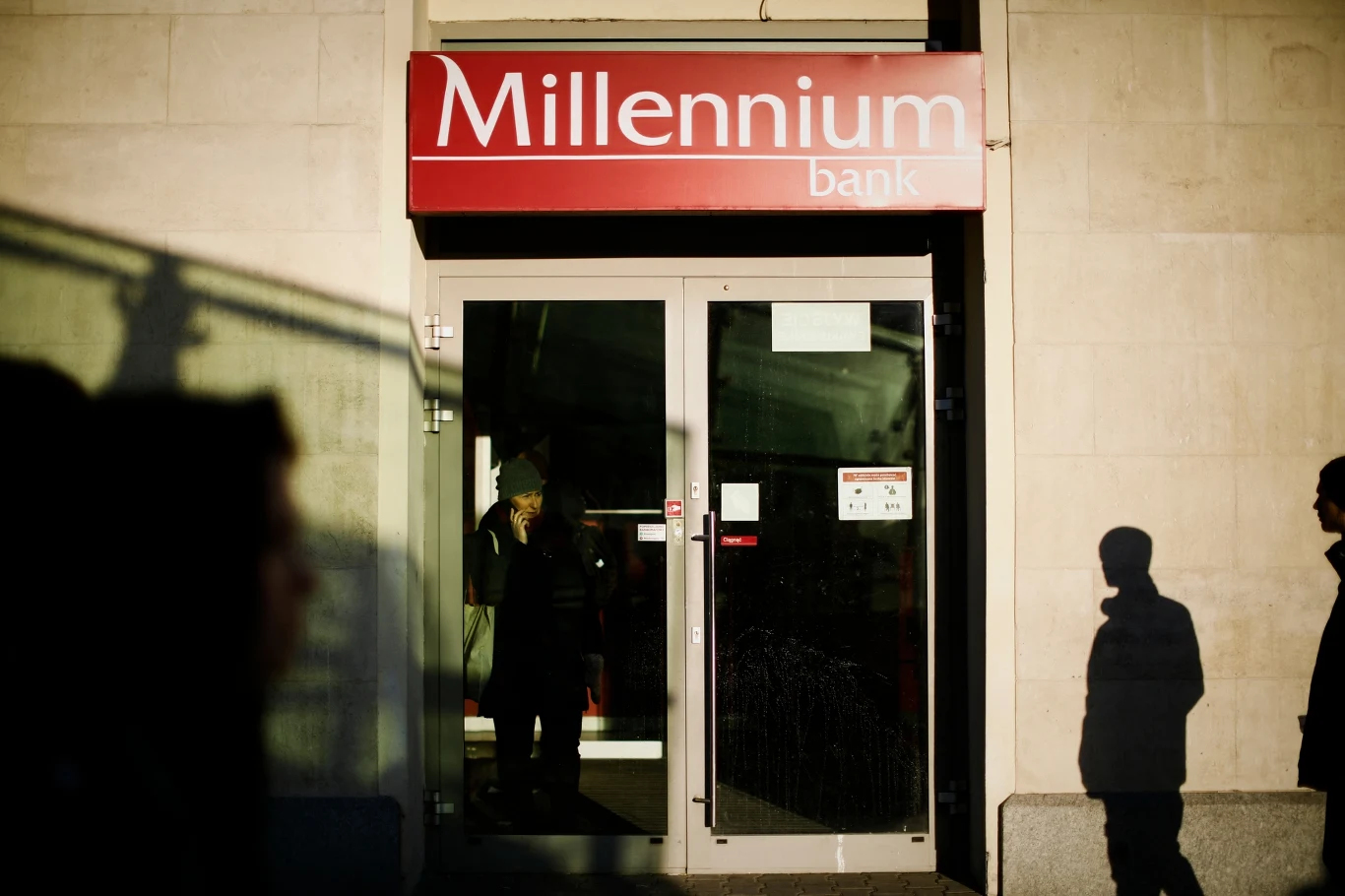 Zmiany w Banku Millenium. Były prezes rezygnuje z przewodniczenia radzie nadzorczej Zmiany w Banku Millenium. Były prezes rezygnuje z przewodniczenia radzie nadzorczej