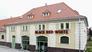 Jeden ze sklepów BRW (Ostróda), Spółka zwiększa skalę zwolnień grupowych