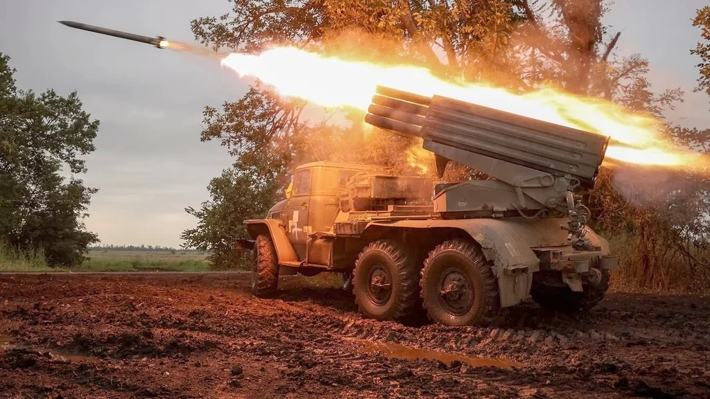 Potężny rosyjski system rakietowy BM-21 Grad rozpadł się jak zabawka