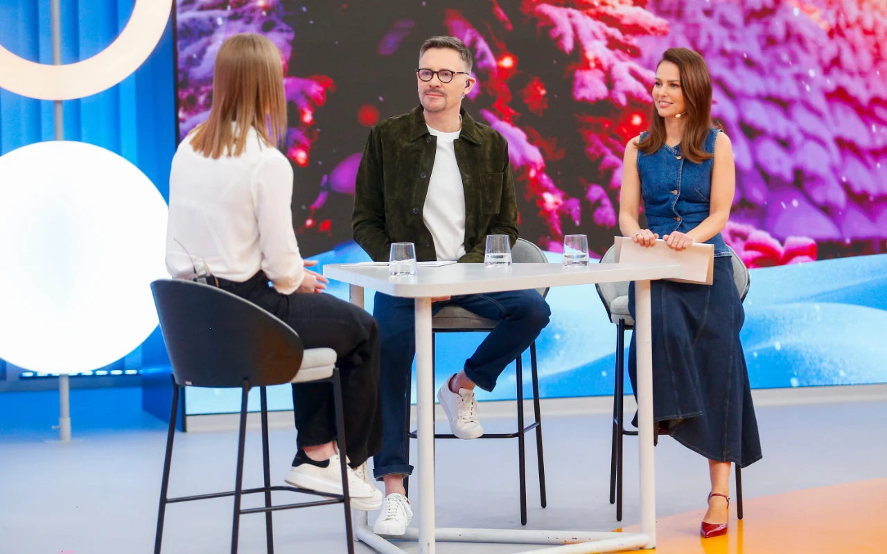 Klaudia Adamek oraz prowadzący ''halo tu polsat''