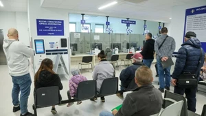 Sondaż. Jak Polacy oceniają służbę zdrowia po roku rządów Donalda Tuska?