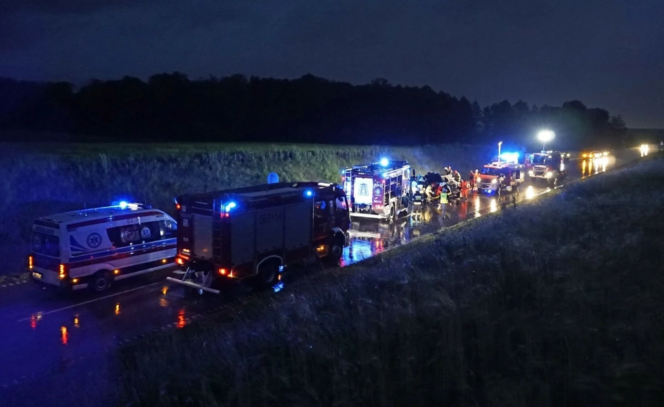 Tragedia w woj. łódzkim. 66-latka jechała pod prąd. Zdj. ilustracyjne Tragedia w woj. łódzkim. 66-latka jechała pod prąd. Zdj. ilustracyjne