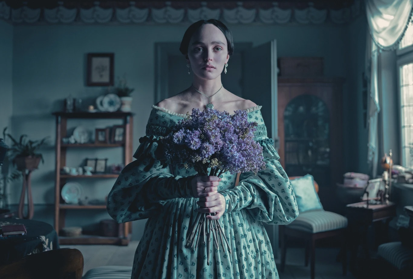 Lily-Rose Depp w filmie "Nosferatu" Lily-Rose Depp w filmie "Nosferatu"