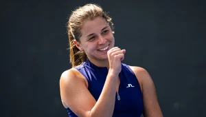Maja Chwalińska rywalizuje obecnie w turnieju WTA 250 w Kluż-Napoce