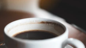Dodaj do porannej kawy. „Napój młodości” przyspiesza metabolizm i pomaga na stawy 