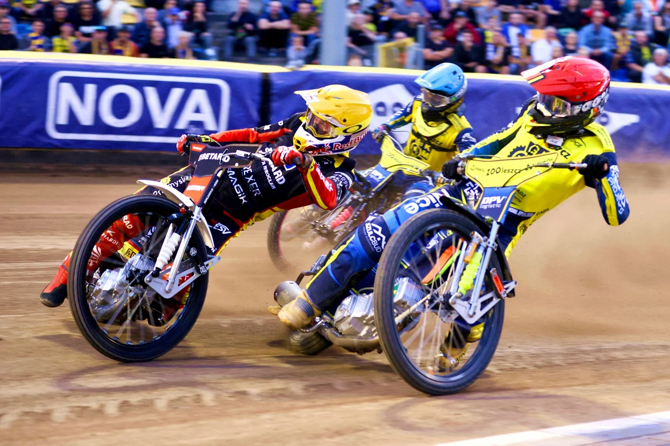 Maciej Janowski w walce z Michaelem Jepsenem Jensenem.