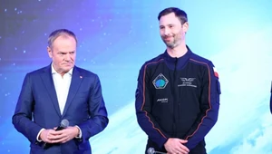 Premier na spotkaniu z załogą misji AX-4. Obok szefa rządu Sławosz Uznański-Wiśniewski 