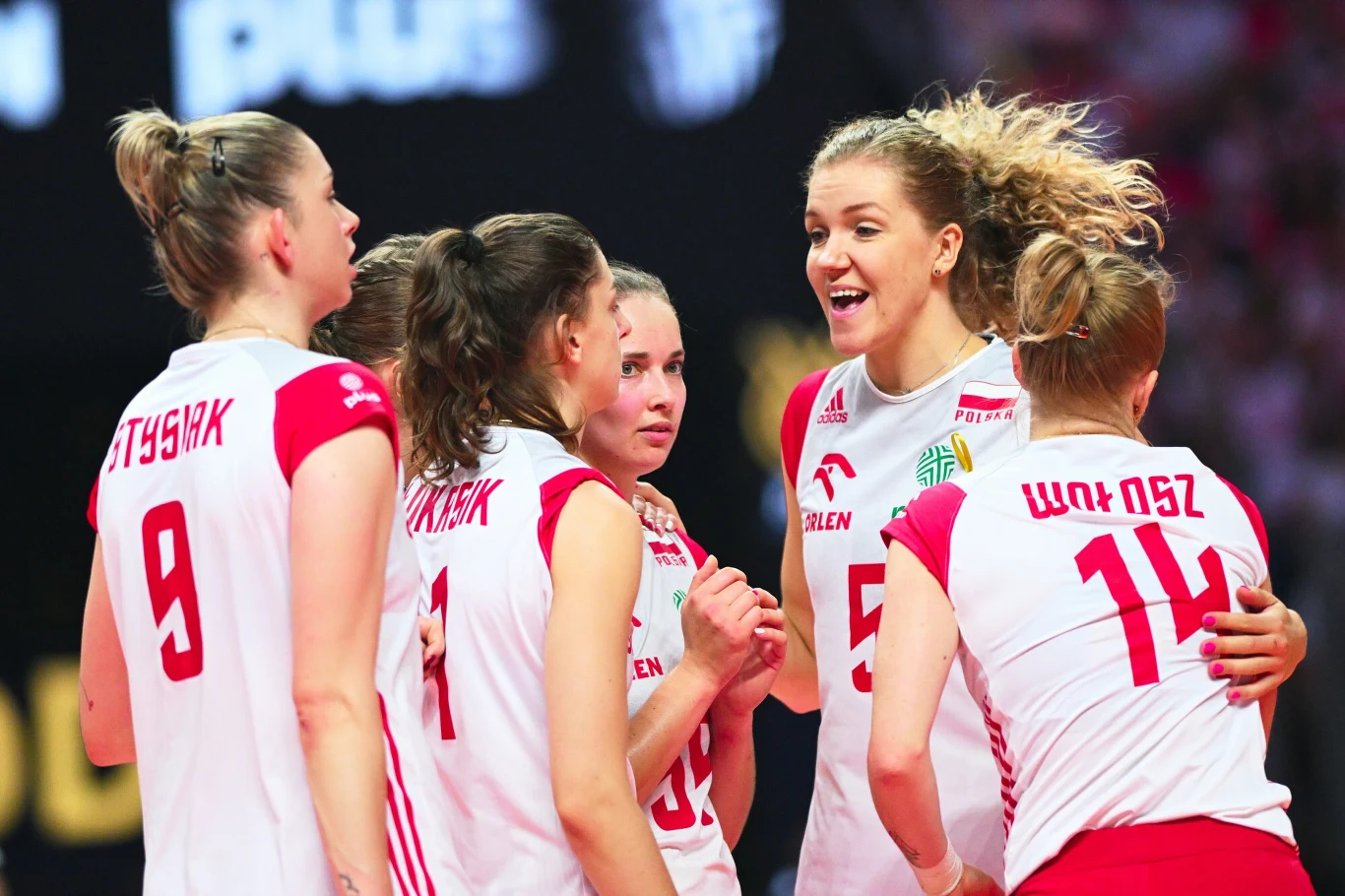 Agnieszka Korneluk (druga z prawej) w reprezentacji Polski Agnieszka Korneluk (druga z prawej) w reprezentacji Polski