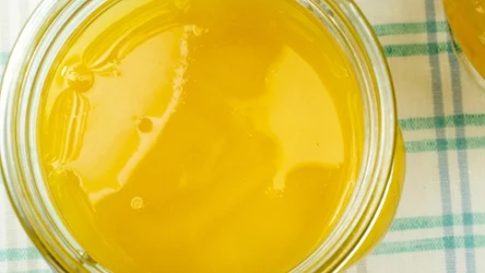 Zrób prosty test i będziesz wiedzieć, czy miód jest prawdziwy. 