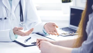 Rekord zwolnień lekarskich z kodem C. Duże zagrożenie dla pracownika