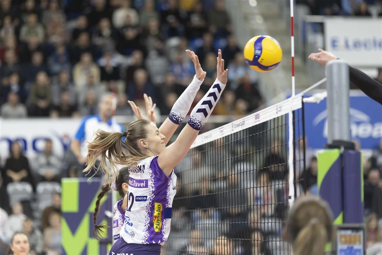 Siatkarki Radomki Radom w bloku