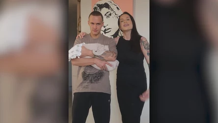 Karolina Gilon urodziła! Wraz z synkiem i świeżo upieczonym tatą nagrała dla nas film