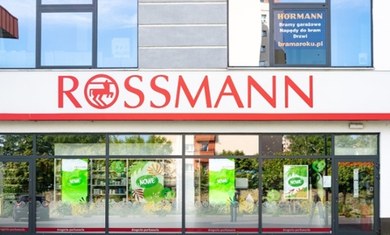 Rossmann wycofuje produkty superfoods – w jednym z nich wykryto martwe pszczoły