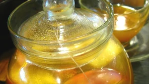 Domowy syrop owocowo-warzywny na kaszel i odporność. Stara, ludowa receptura 