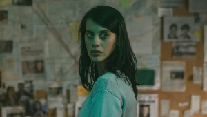 Milena Smit w serialu "Śnieżna dziewczyna"