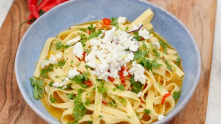 Spaghetti/tagliatelle aglio, olio e peperoncino. O neapolitańskiej prostocie, która zjednała sobie świat