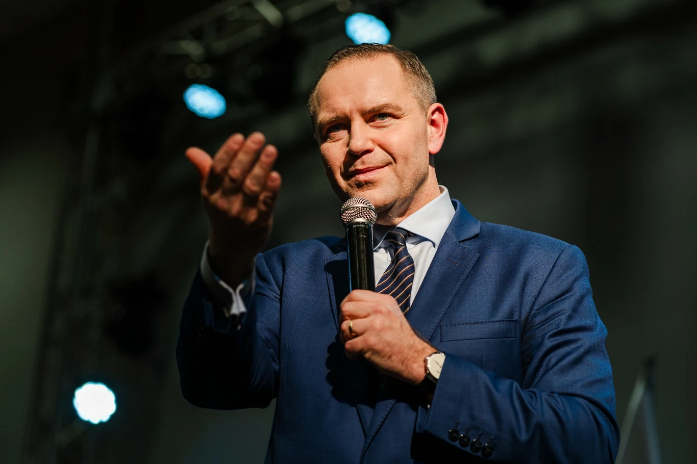 Karol Nawrocki to kandydat na prezydenta RP z poparciem PiS Karol Nawrocki to kandydat na prezydenta RP z poparciem PiS