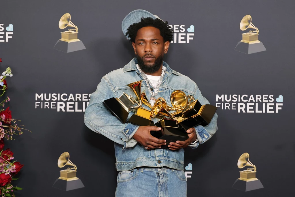 Kendrick Lamar tylko w tym roku zdobył 5 nagród Grammy Kendrick Lamar tylko w tym roku zdobył 5 nagród Grammy