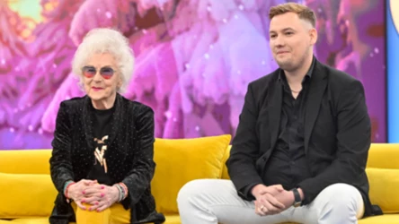 "Przyszywana babcia" i "adoptowany wnuczek". DJ Wika i Karol Juchniewicz o przyjaźni mimo 55 lat różnicy