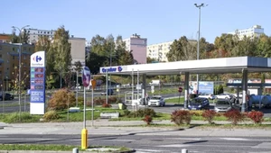 Duże zmiany na stacjach Carrefour. Tankujesz i odbierasz 20 zł, a to nie wszystko