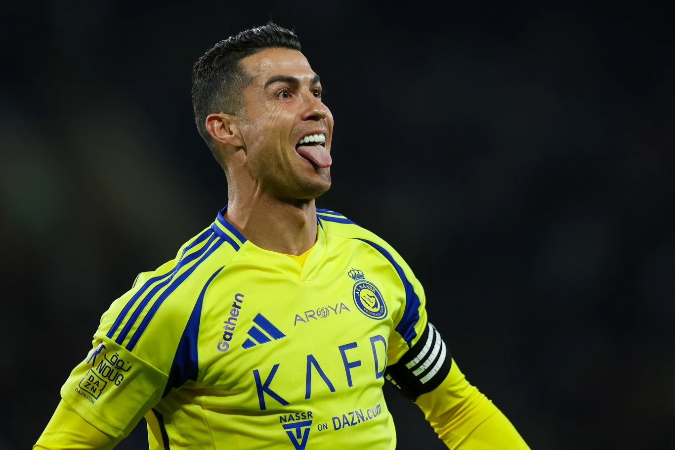 Cristiano Ronaldo podjął sensacyjną decyzję Cristiano Ronaldo podjął sensacyjną decyzję