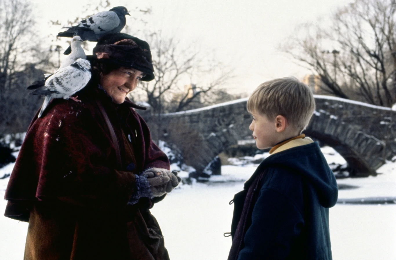 Brenda Fricker w filmie "Kevin sam w Nowym Jorku" Brenda Fricker w filmie "Kevin sam w Nowym Jorku"