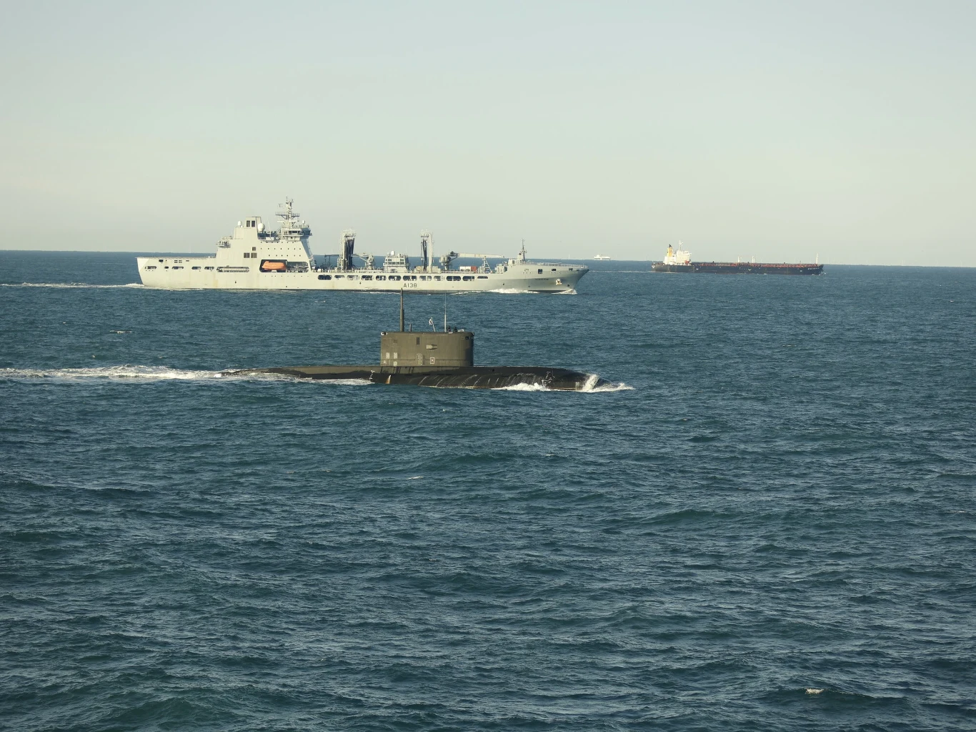 Raport Szwecji o flocie cieni mówi o setkach statków pod fałszywymi banderami. Kraje Europy planują nowe przepisy, które obejmą rosyjską "flotę cieni"