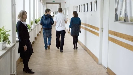 Jak wielu polskich uczniów ma całoroczne zwolnienia lekarskie?