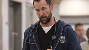Noah Wyle w serialu "The Pitt"