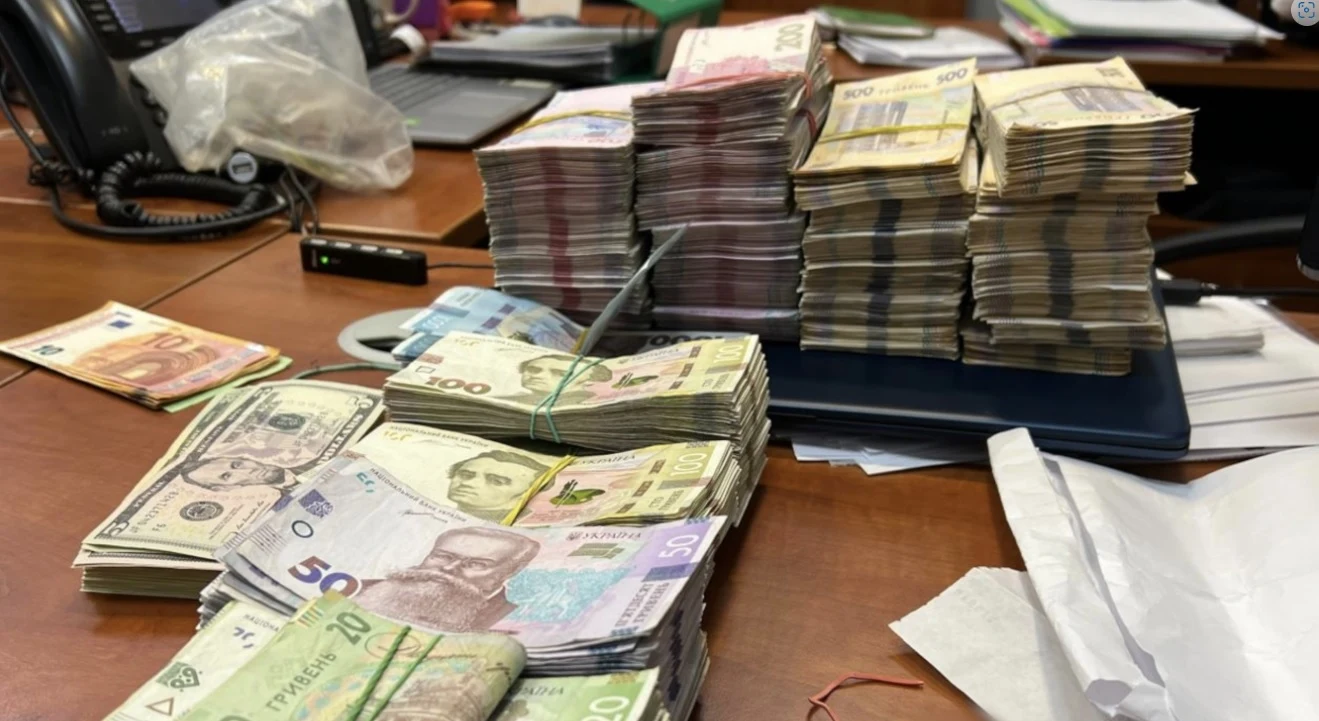 Skandal w Ukrainie. Były poseł płacił podatki Rosjanom Skandal w Ukrainie. Były poseł płacił podatki Rosjanom