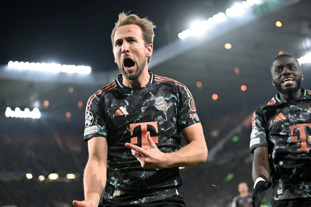 Harry Kane świętujący gola strzelonego dla Bayernu Monachium
