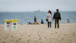 Bałtyk wyrzucił na plażę bursztyny. Zdjęcie ilustracyjne