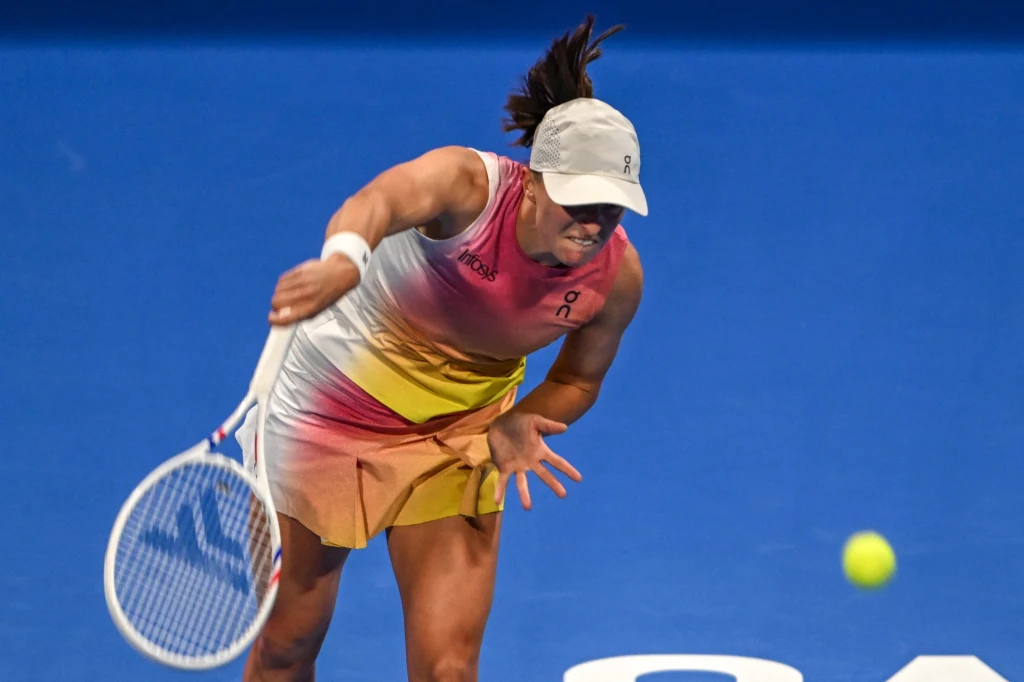 Iga Świątek w meczu z Jeleną Rybakiną Iga Świątek w meczu z Jeleną Rybakiną