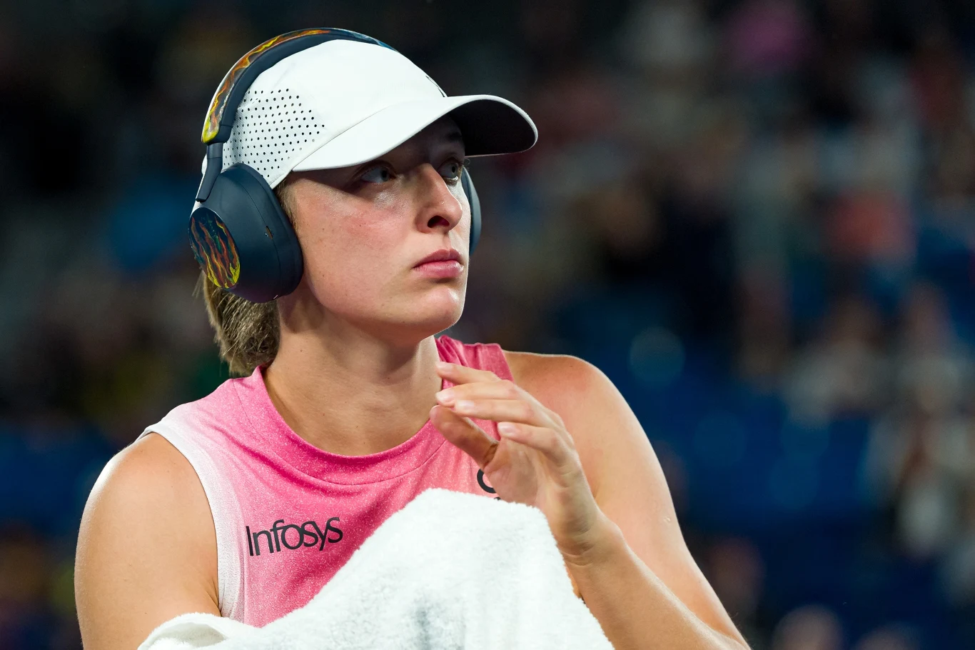 Iga Świątek oczekiwała w półfinale WTA 1000 w Dosze na zwyciężczynię meczu Ons Jabeur - Jelena Ostapenko Iga Świątek oczekiwała w półfinale WTA 1000 w Dosze na zwyciężczynię meczu Ons Jabeur - Jelena Ostapenko