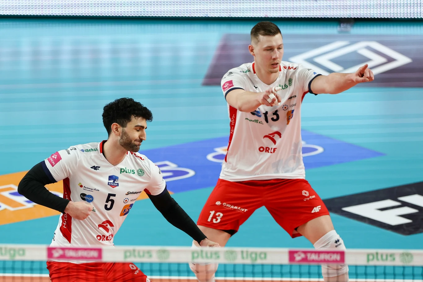 ZAKSA musiała sobie radzić bez Bartosza Kurka. Na zdjęciu od lewej Marcin Janusz i Rafał Szymura ZAKSA musiała sobie radzić bez Bartosza Kurka. Na zdjęciu od lewej Marcin Janusz i Rafał Szymura