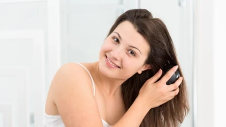 Odkryj sekrety pielęgnacji włosów zimą oraz poznaj najczęstszy błąd!