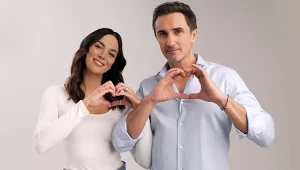 Paulina Krupińska i Sebastian Karpiel-Bułecka w kampanii "(P)okaż serce"