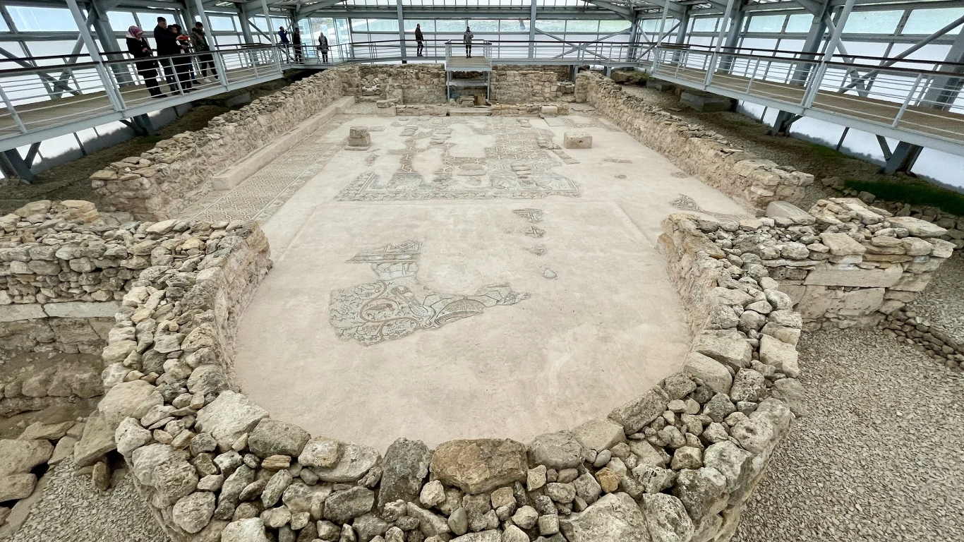 Starożytne ruiny w Hadrianopolis 