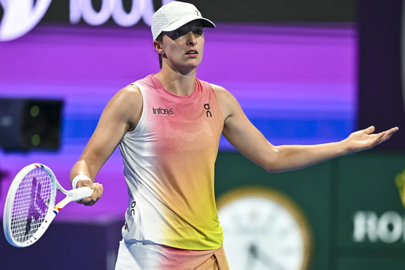 Iga Świątek rywalizowała z Jeleną Ostapenko o awans do finału WTA 1000 w Dosze