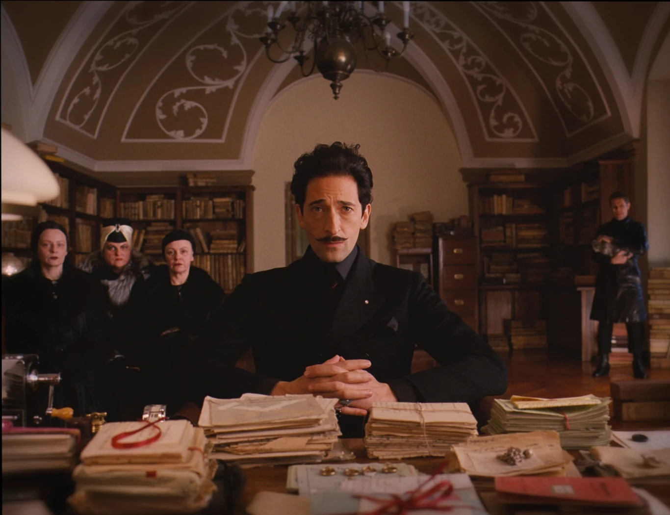 Adrien Brody w "Grand Budapest Hotel" Adrien Brody w "Grand Budapest Hotel"