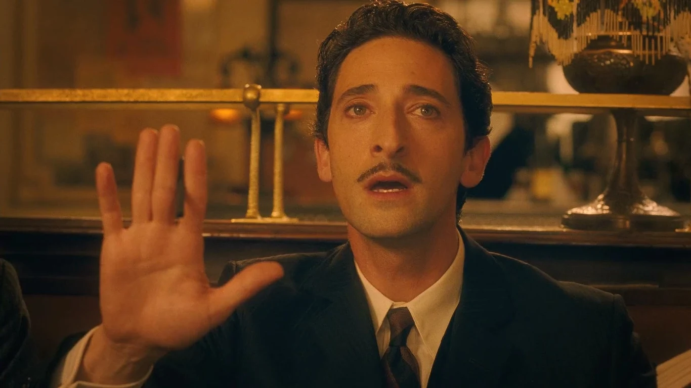 Adrien Brody jako Salvador Dali w "O północy w Paryżu" Adrien Brody jako Salvador Dali w "O północy w Paryżu"