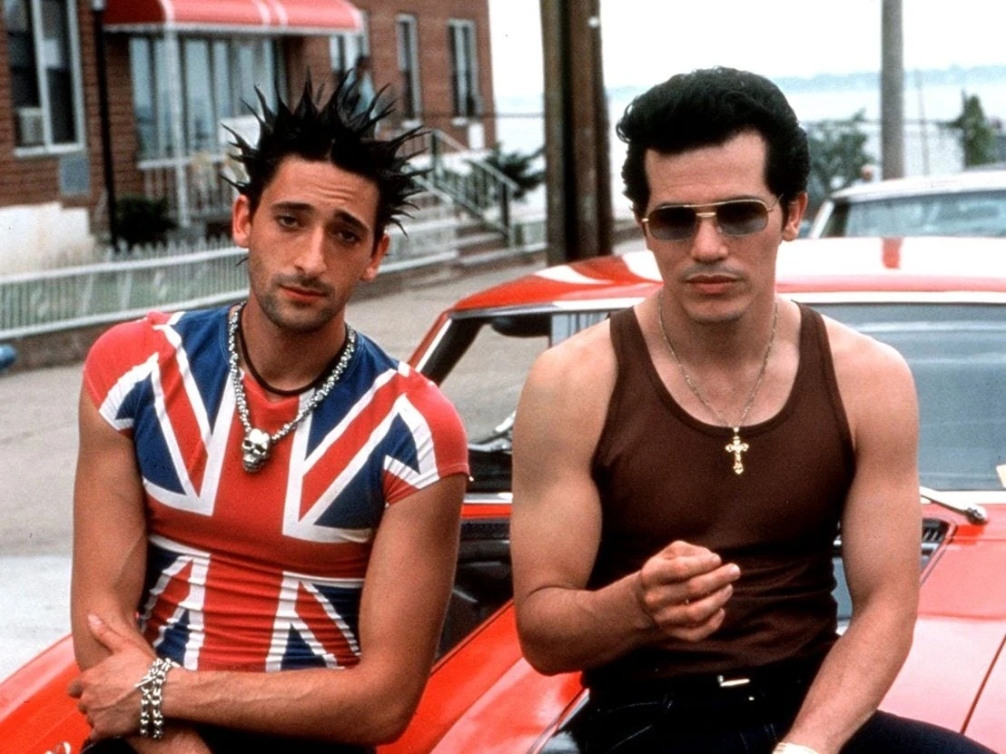 Adrien Brody w filmie "Mordercze lato" Adrien Brody w filmie "Mordercze lato"