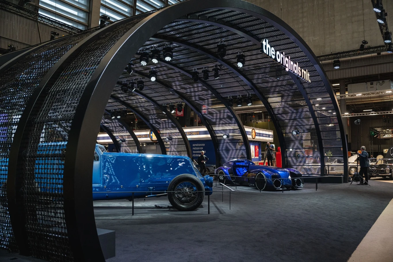 Po intensywnych testach Filante Record 2025 znajdzie swoje miejsce w muzeum Renault, obok legendarnego 40 CV des Records oraz ikonicznej Étoile Filante. Po intensywnych testach Filante Record 2025 znajdzie swoje miejsce w muzeum Renault, obok legendarnego 40 CV des Records oraz ikonicznej Étoile Filante.