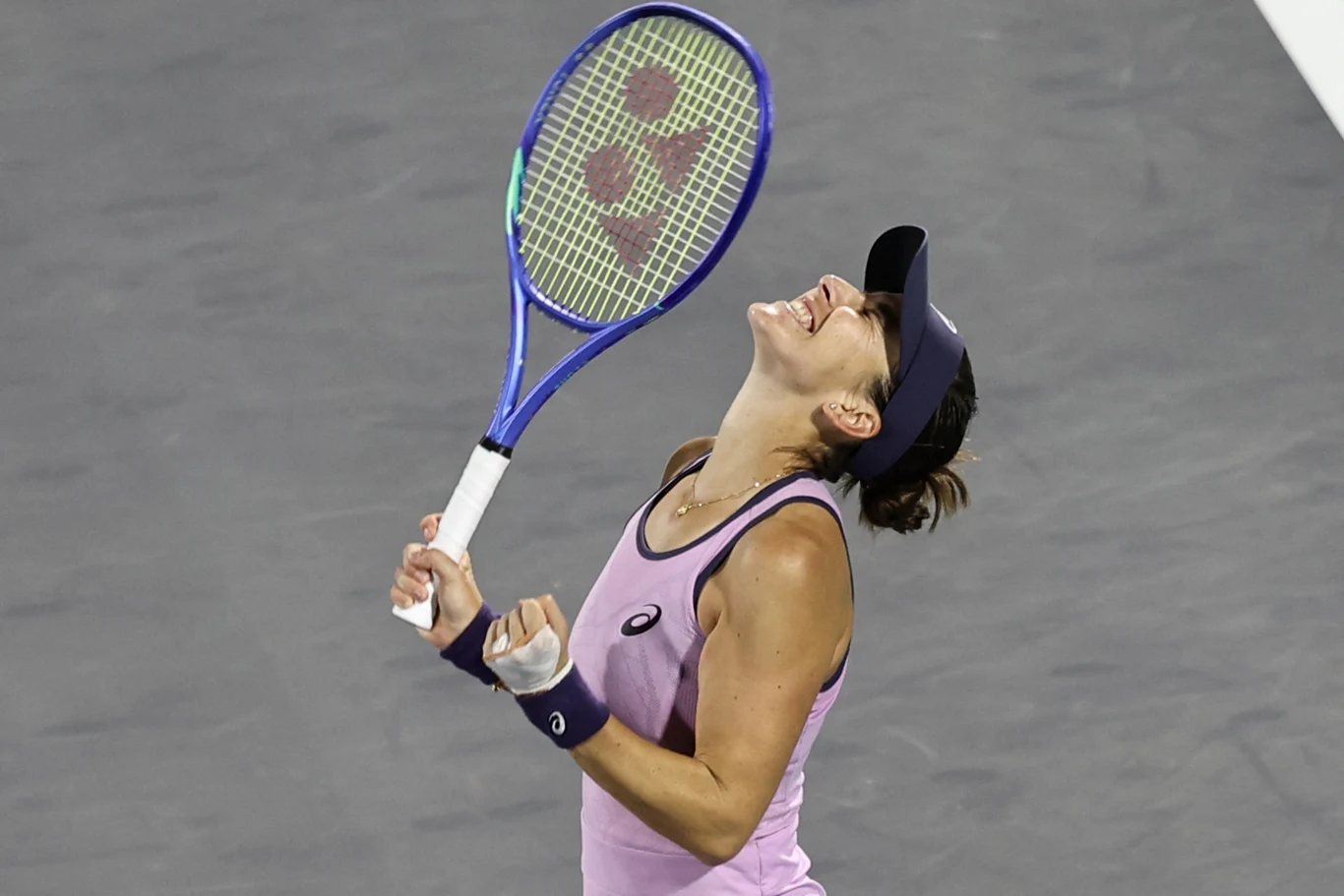 Belinda Bencić rywalizowała o awans do drugiej rundy WTA 1000 w Dubaju Belinda Bencić rywalizowała o awans do drugiej rundy WTA 1000 w Dubaju