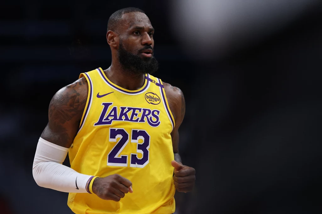 LeBron James LeBron James