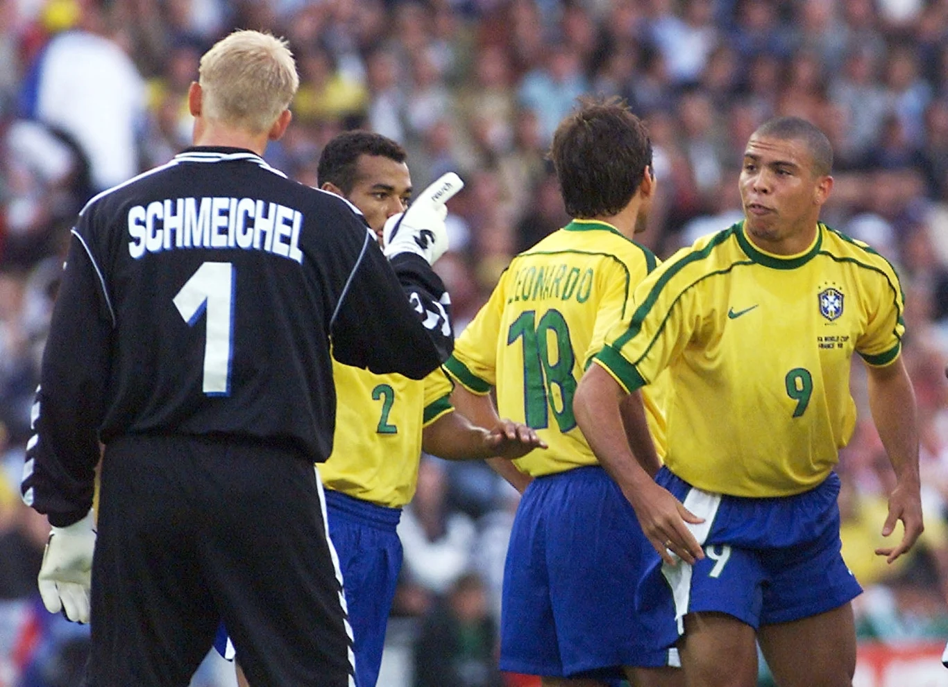 Peter Schmeichel w rozmowie z Ronaldo
