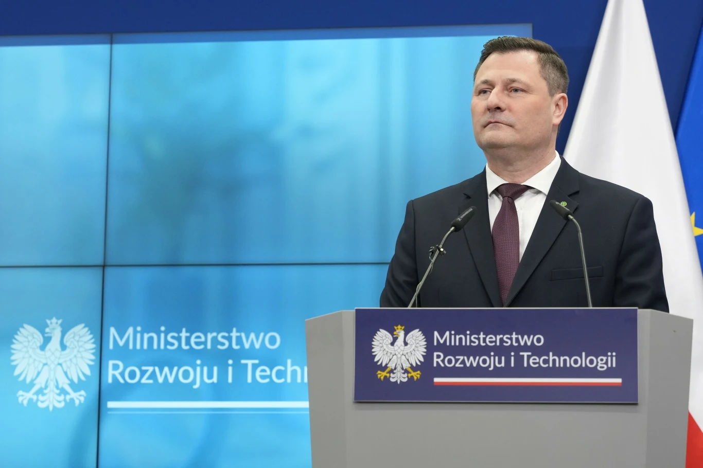 Minister rozwoju i technologii Krzysztof Paszyk zdradził szczegóły programu dyplomacji gospodarczej Minister rozwoju i technologii Krzysztof Paszyk zdradził szczegóły programu dyplomacji gospodarczej